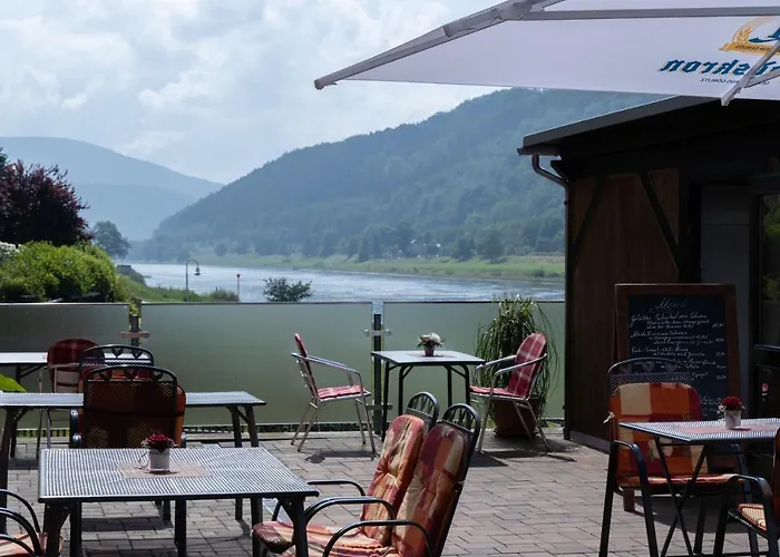 Elbpromenade Hotel 3*