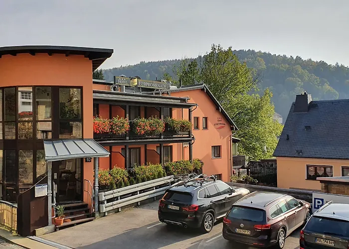 Elbpromenade 3*